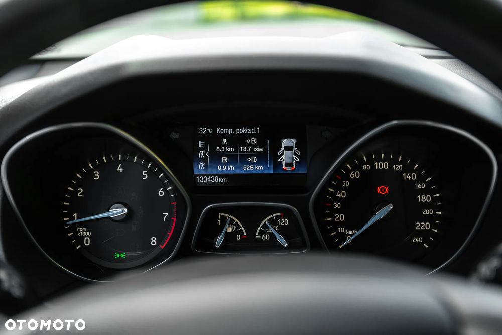 Ford Focus - 30