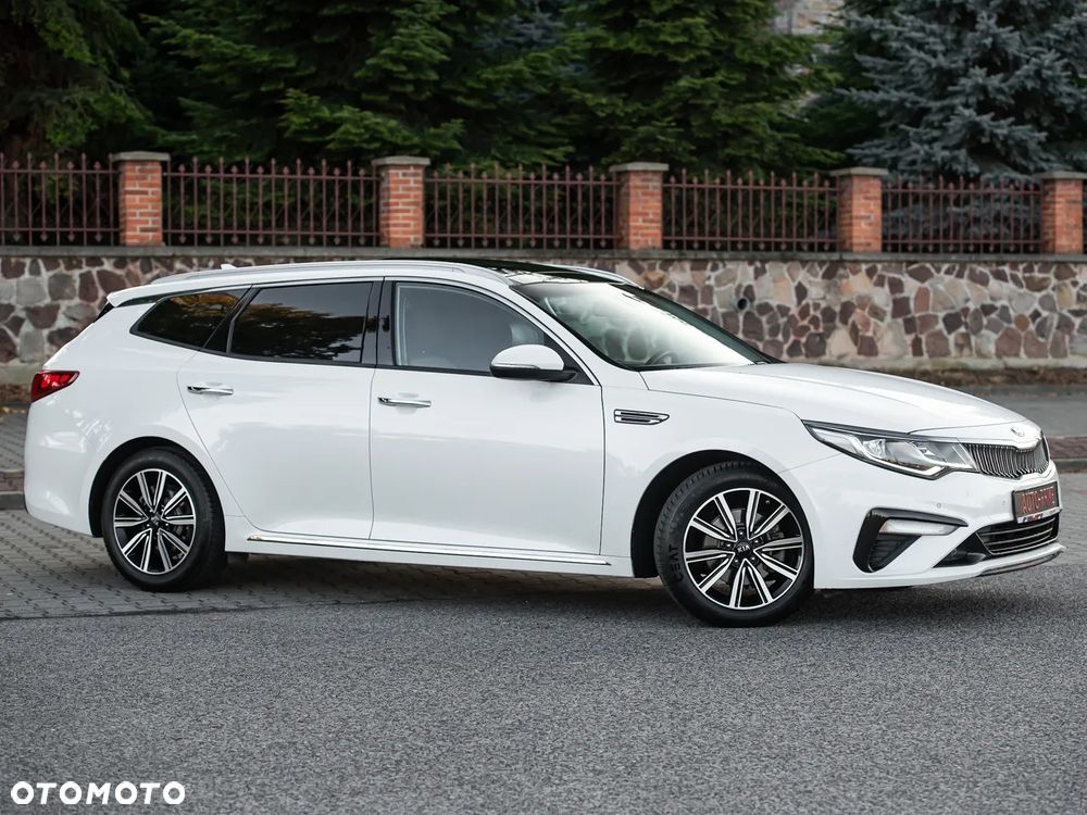 Kia Optima Sportagon 1.6 T-GDI DCT OPF GT Line - 4