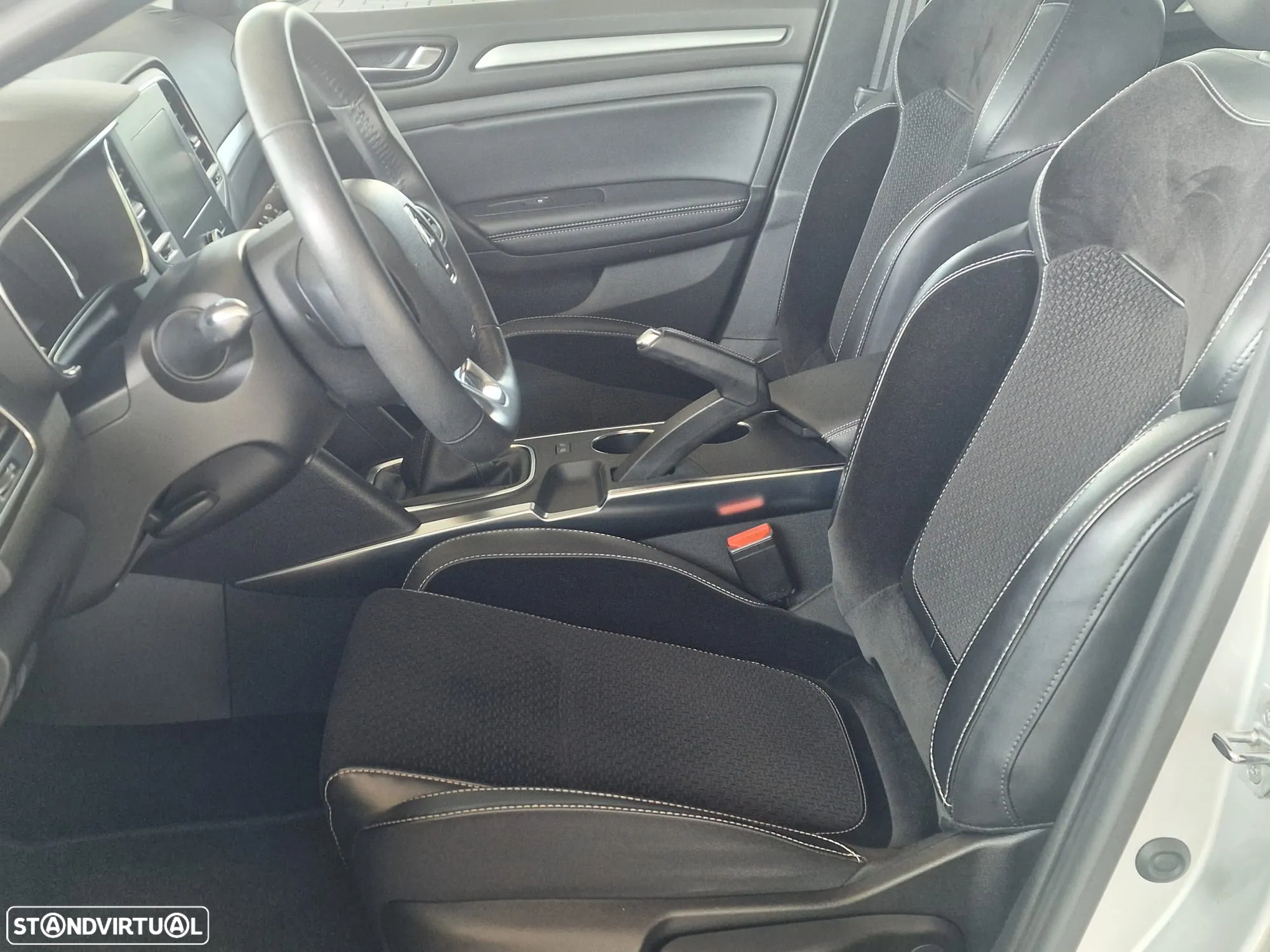 Renault Mégane 1.5 dCi Intens - 10
