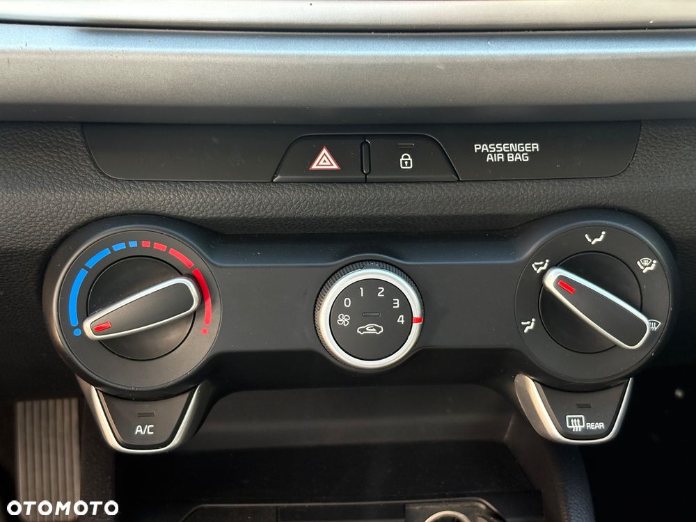 Kia Rio 1.2 M - 14