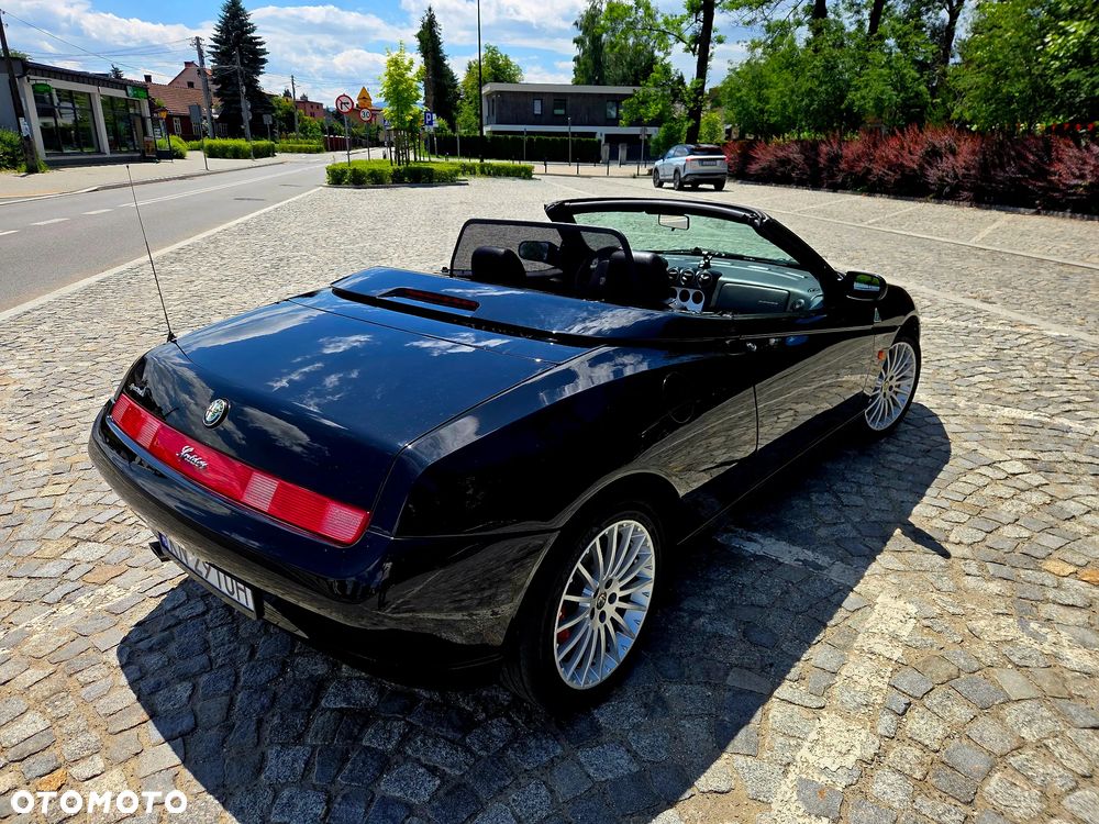 Alfa Romeo Spider - 4
