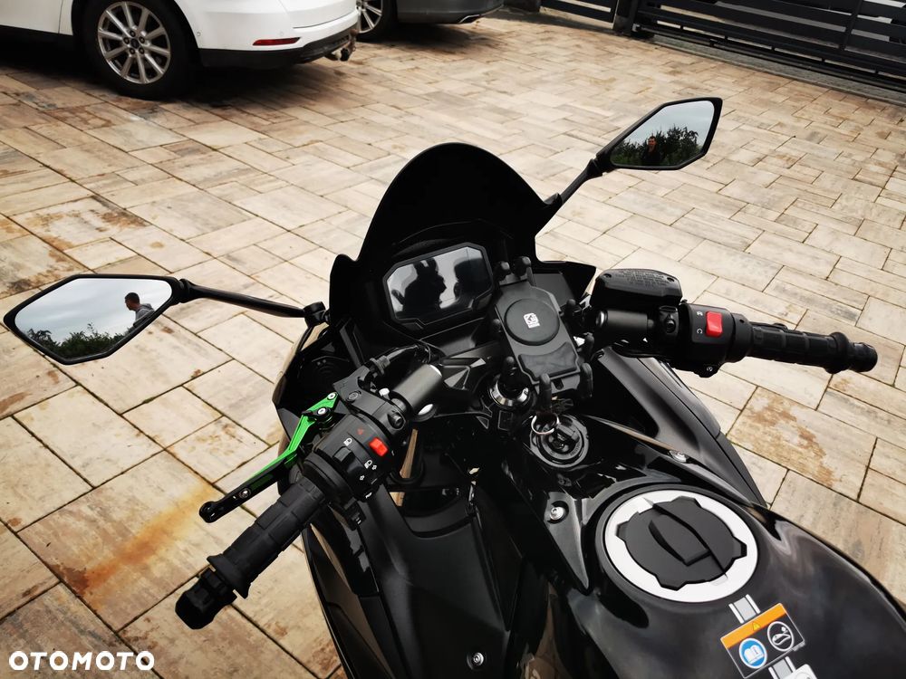 Kawasaki Ninja - 24