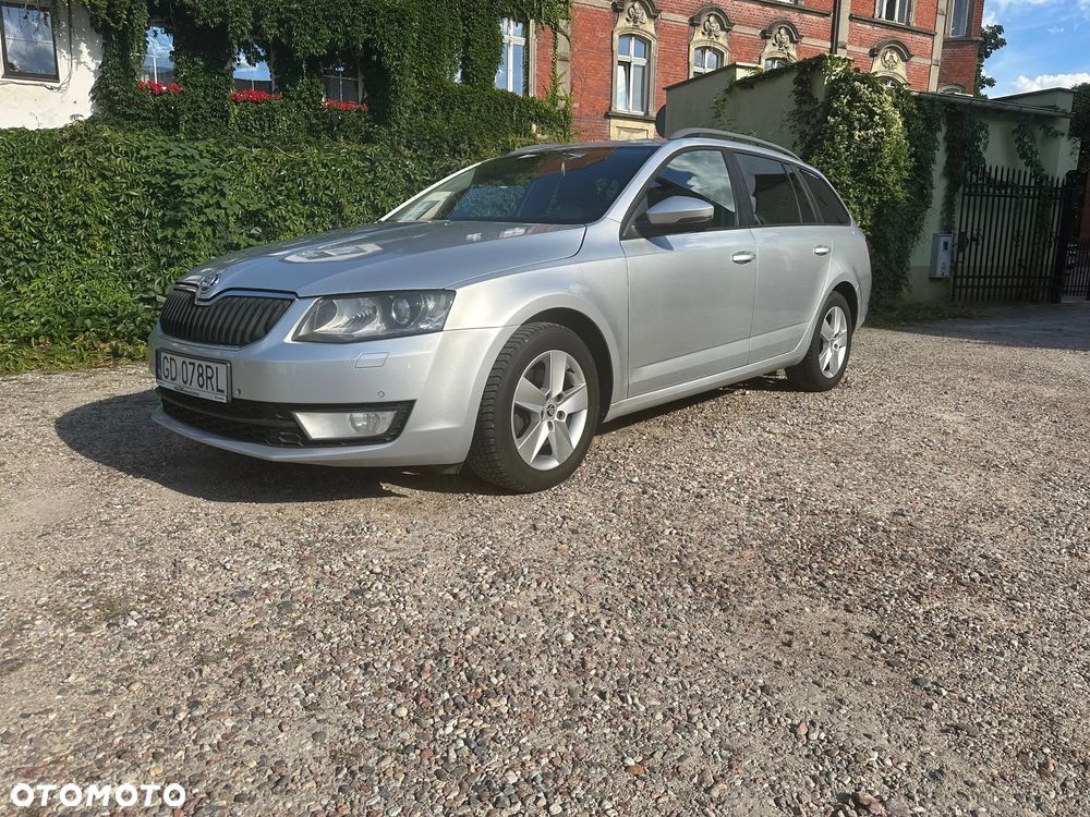 Skoda Octavia 2.0 TDI Ambition DSG - 3