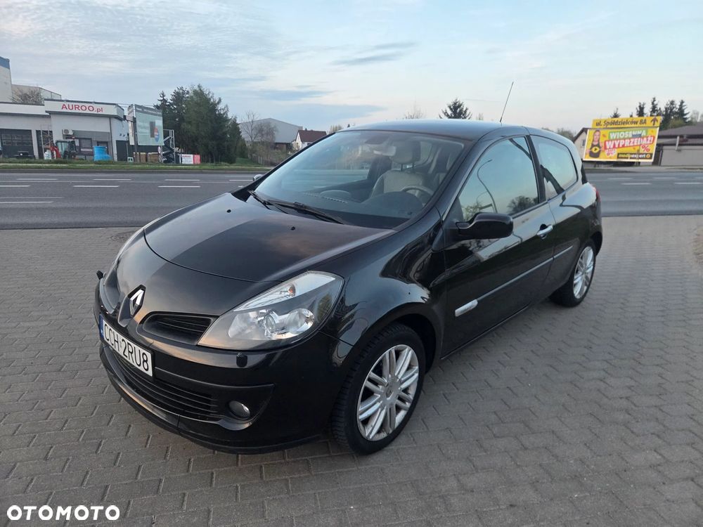 Renault Clio - 1