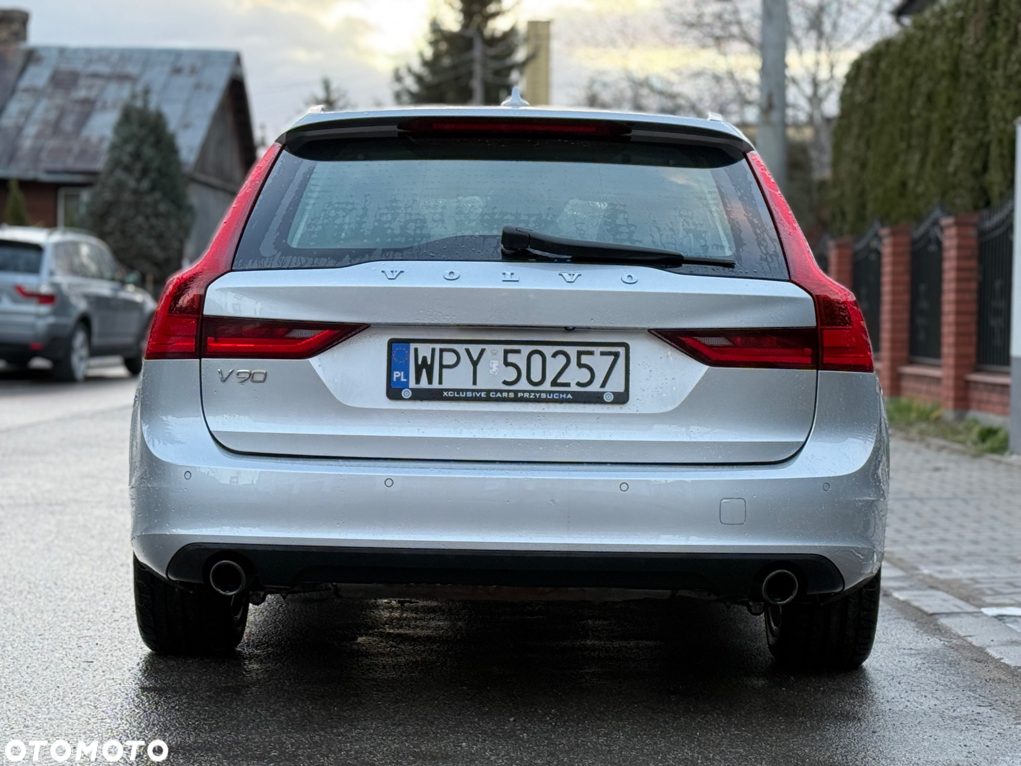 Volvo V90 D5 AWD Momentum - 12