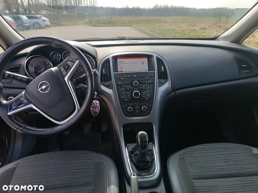 Opel Astra 1.4 T EU6 - 6