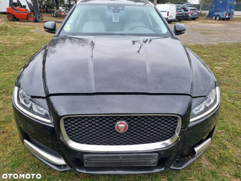 Jaguar XF 2.0 i4D Pure - 10