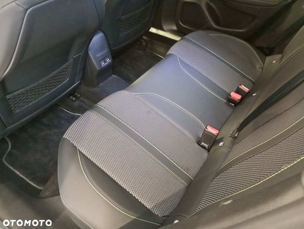 Peugeot 2008 - 14