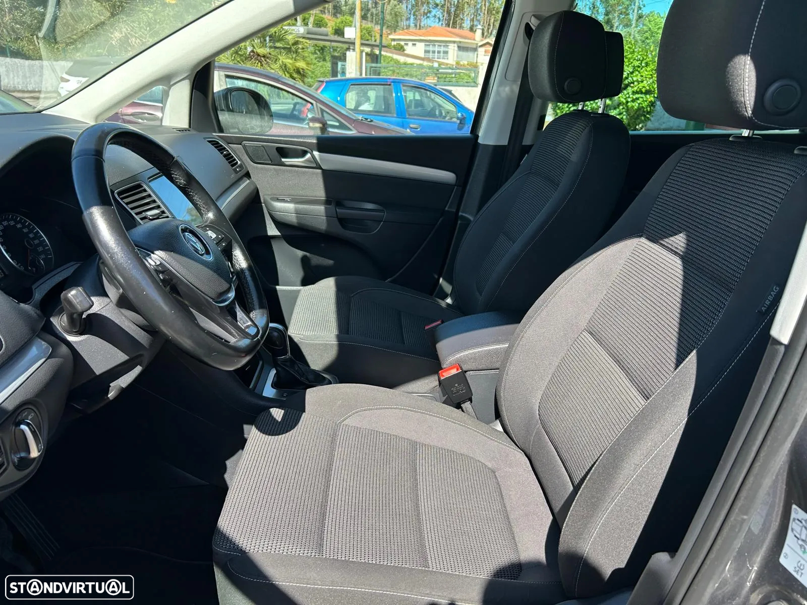 VW Sharan 2.0 TDI Confortline DSG - 13