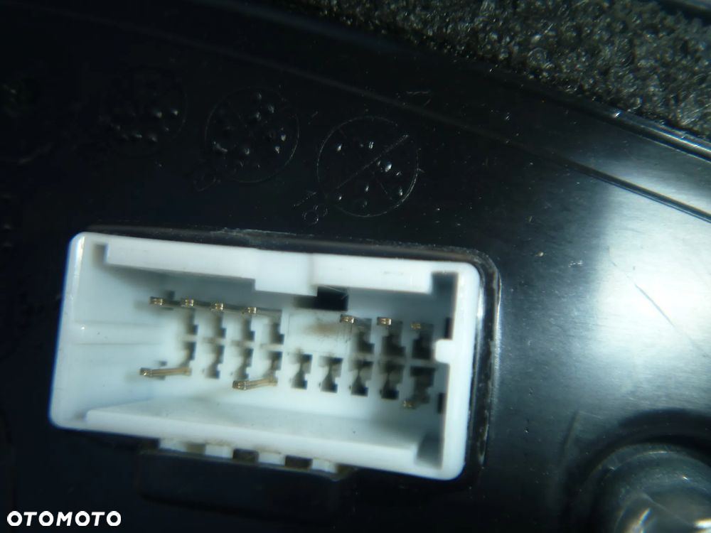 KIA XCEED LUSTERKO PRAWE 10 PIN BLIS EUROPA 87620-J7371 - 5