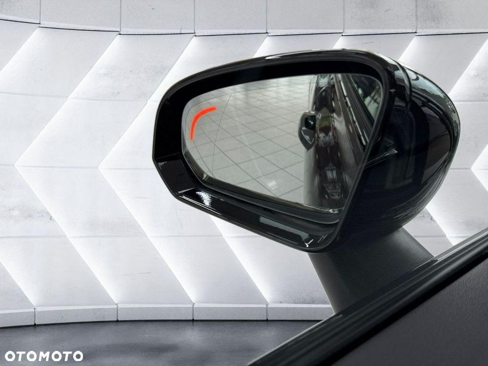 Volvo V60 B4 B DKG Ultra Dark - 9