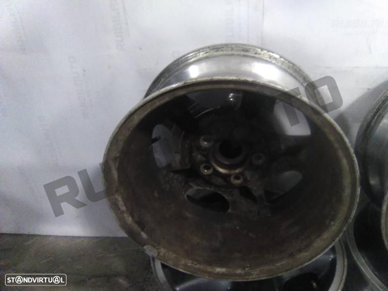 Conjunto Jantes Alumínio R15  Chrysler Grand Voyager Iii [1995_ - 4