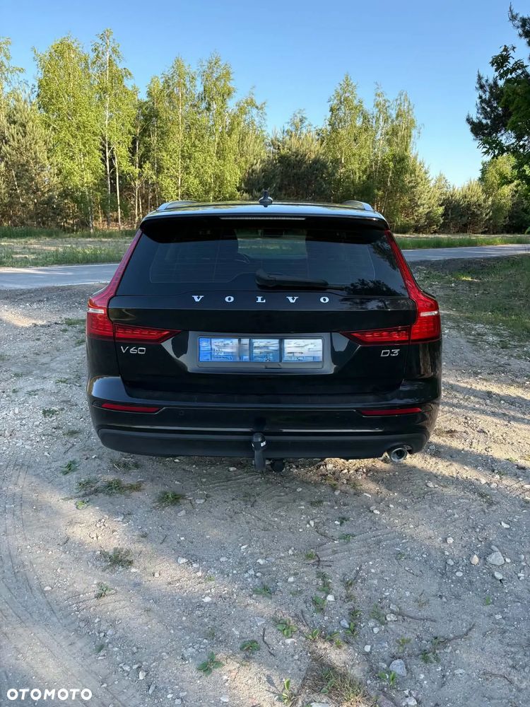 Volvo V60 D3 Momentum Pro - 2