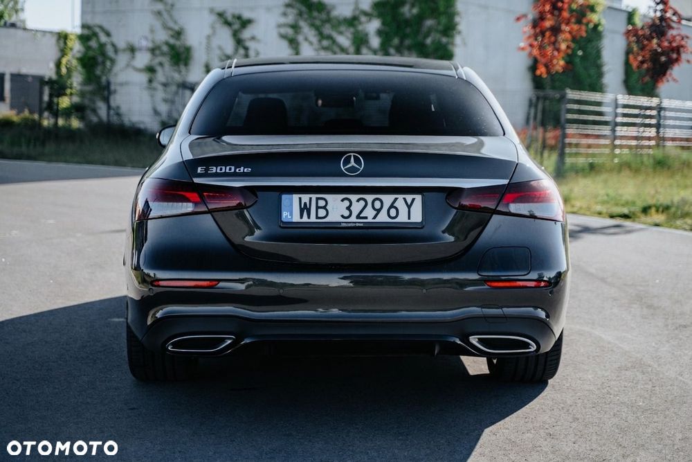 Mercedes-Benz Klasa E - 9