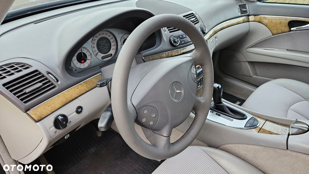 Mercedes-Benz Klasa E - 10