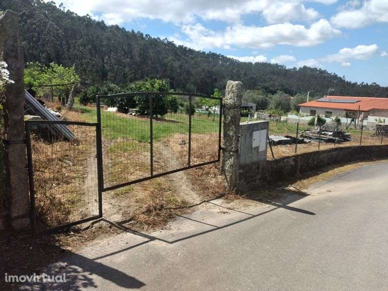 Vende-se terreno - Grande imagem: 4/5