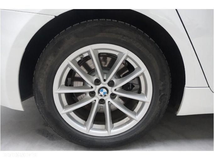 BMW Seria 5 - 21