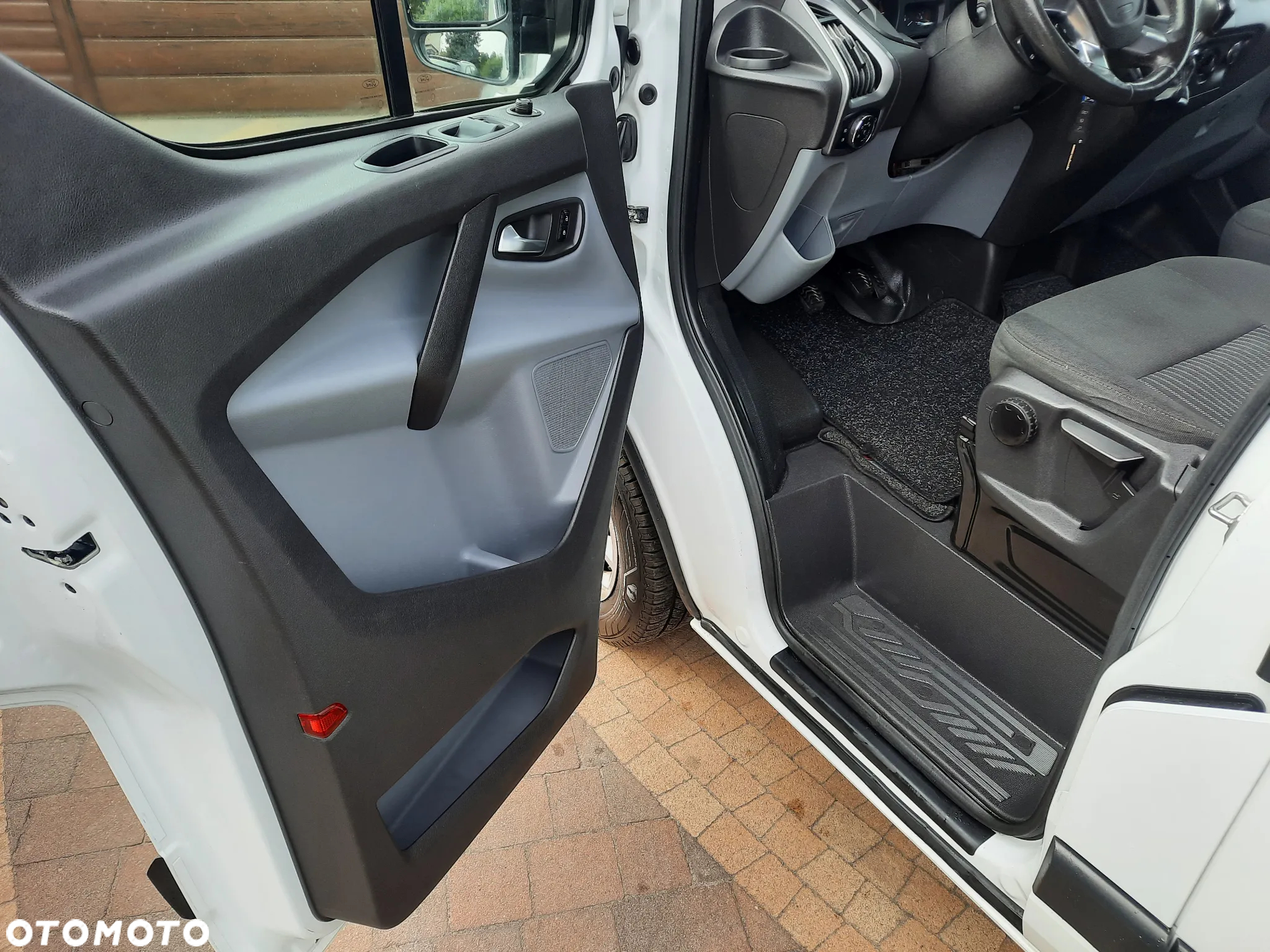 Ford Transit Custom  L2 Długi - 17