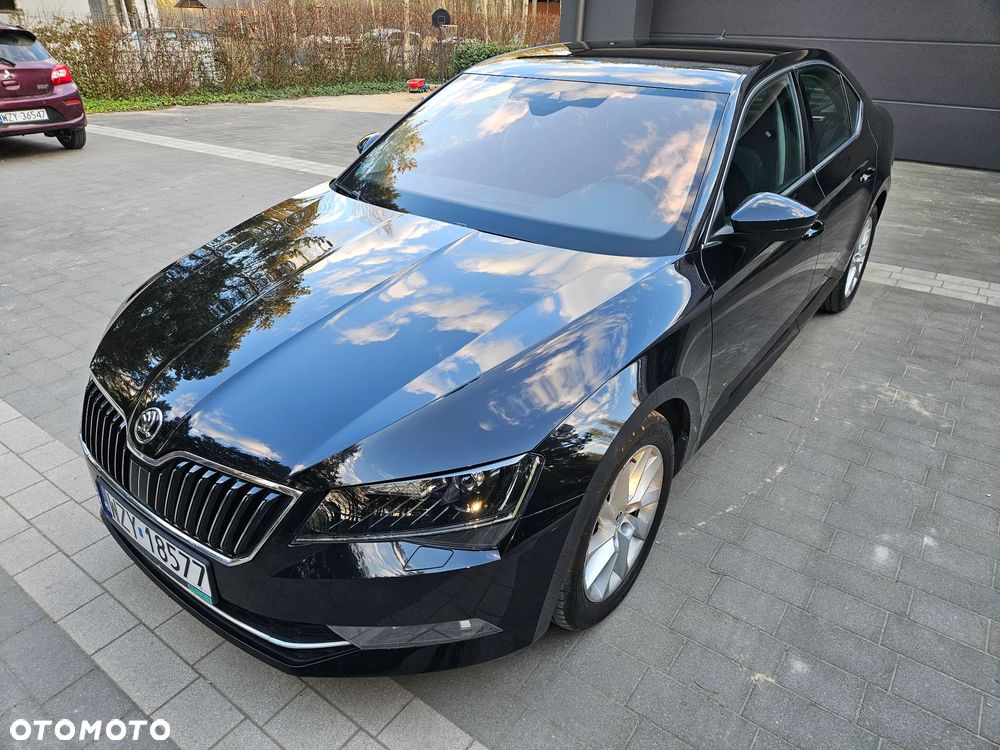 Skoda Superb 2.0 TDI Style - 10