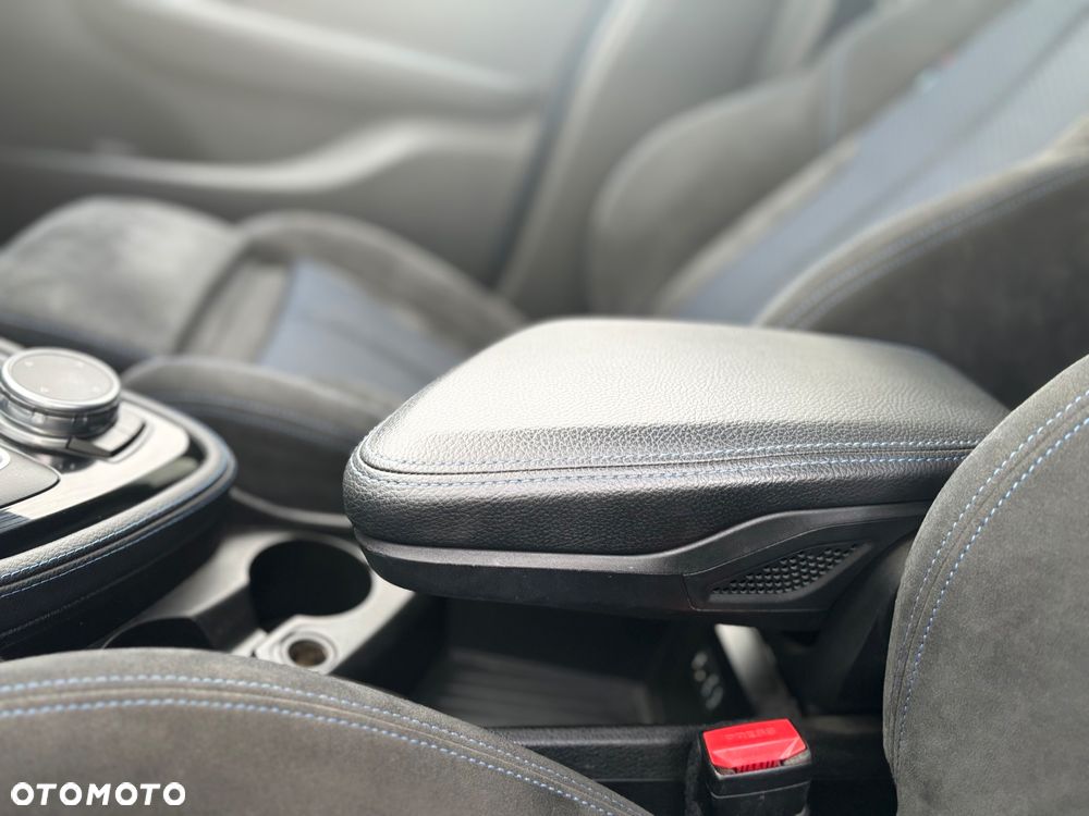 BMW Seria 2 220d GT xDrive M Sport - 21