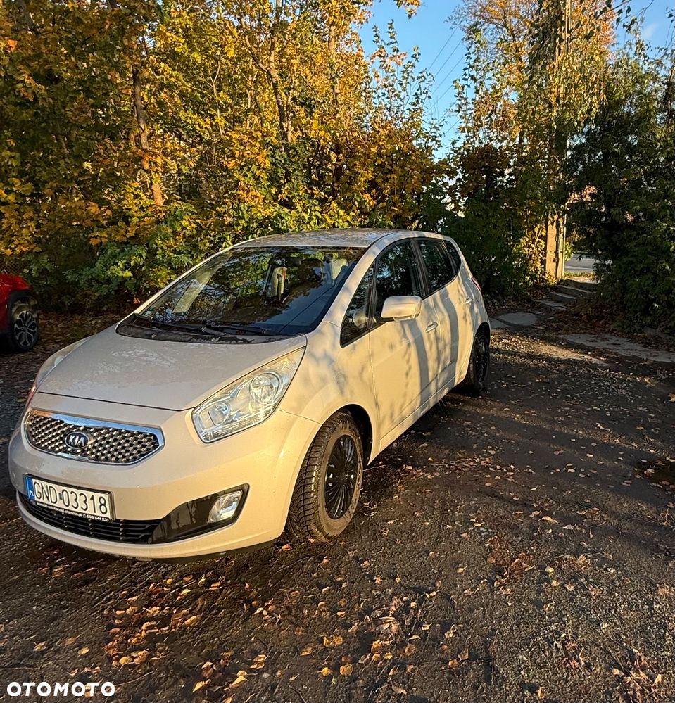 Kia Venga - 3