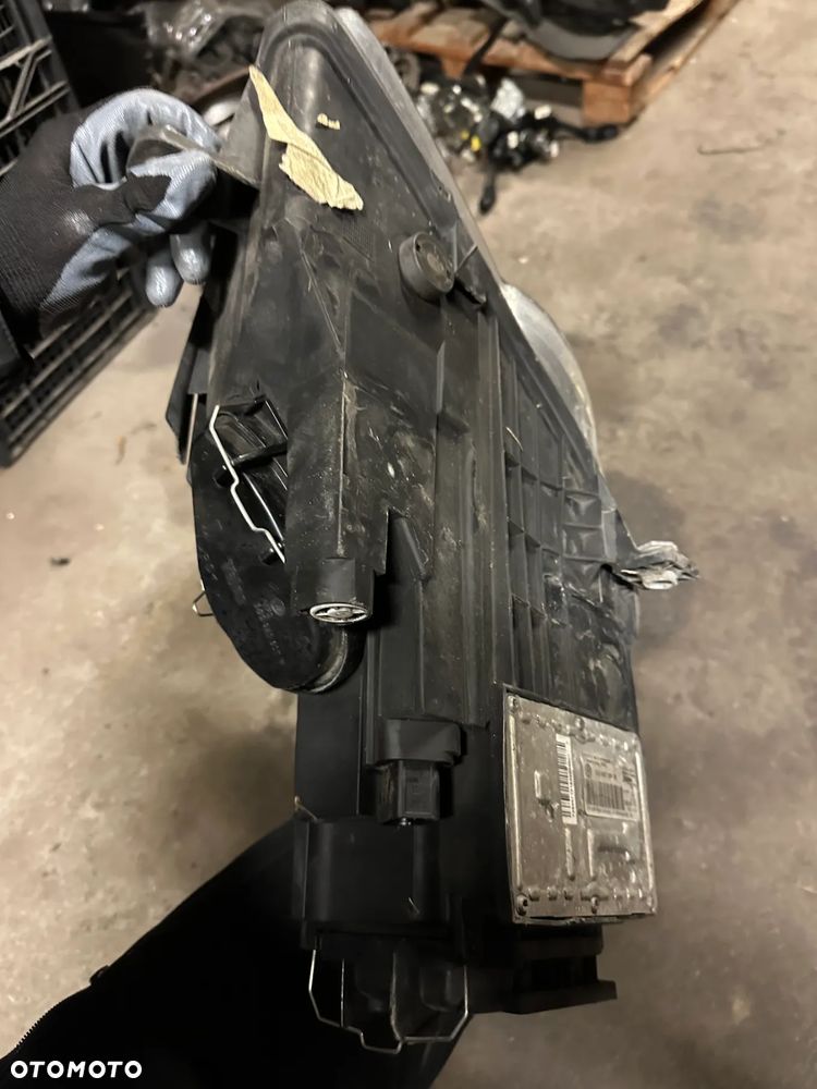 VW PASSAT B6 LAMPA PRZEDNIA LEWA XENON SKRĘTNY - 3