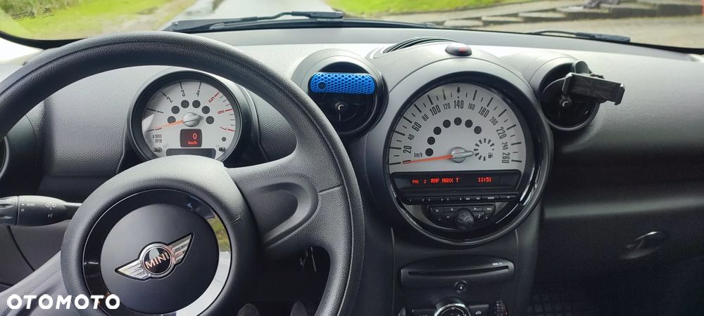 MINI Countryman One D - 17