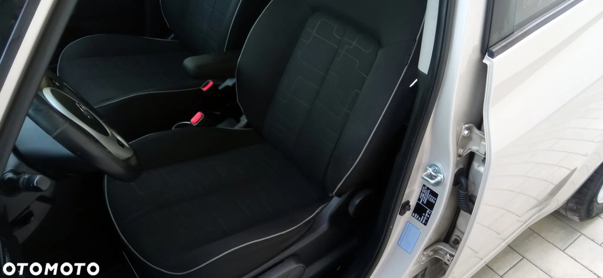 Kia Venga - 15
