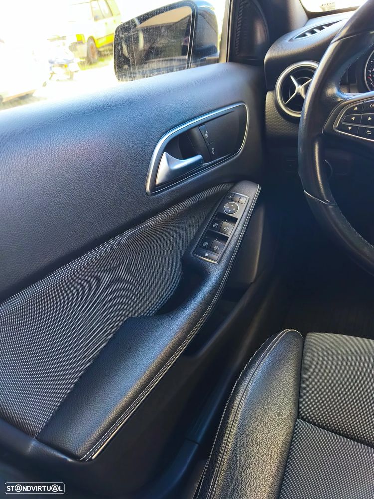 Mercedes-Benz A 180 d Activity Edition - 15