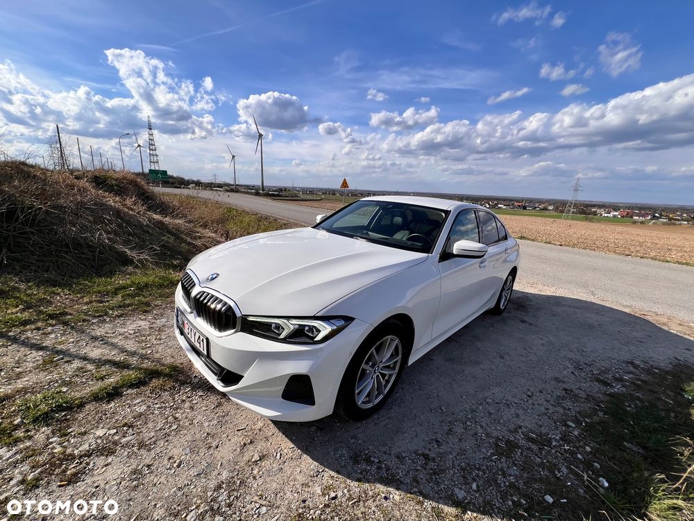 BMW Seria 3 320i - 4