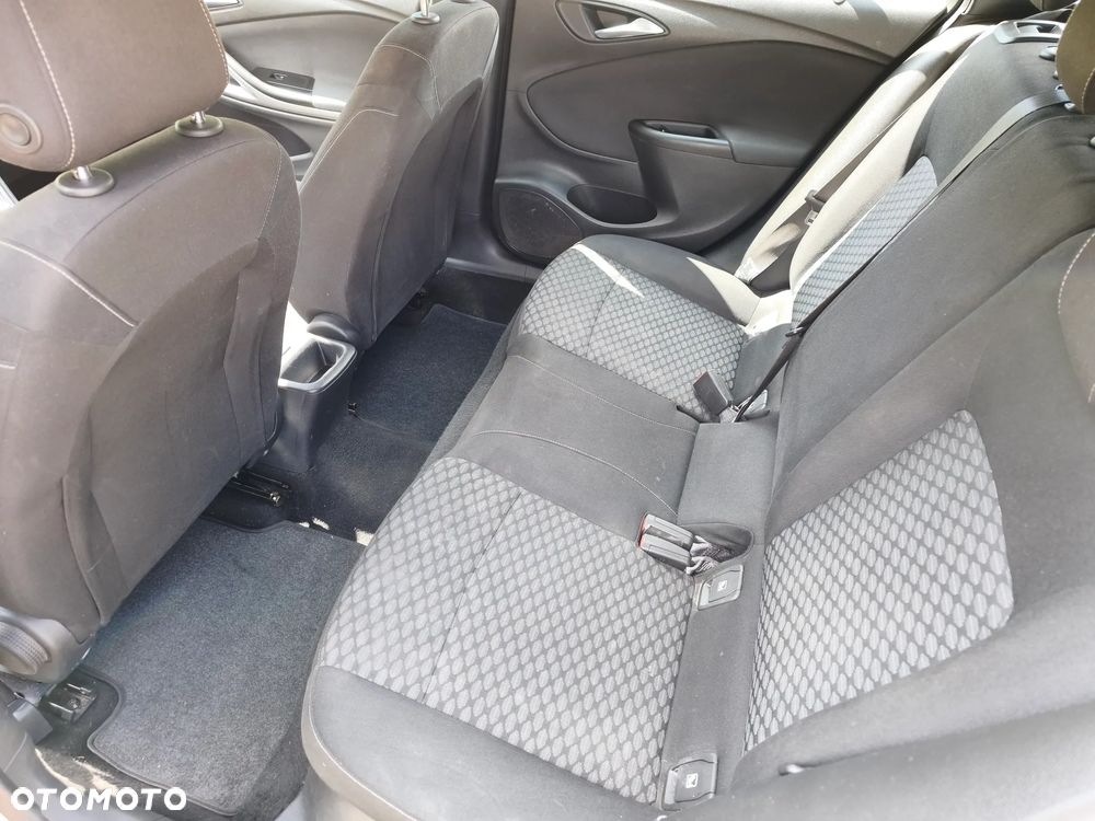 Opel Astra 1.6 CDTI Dynamic - 16
