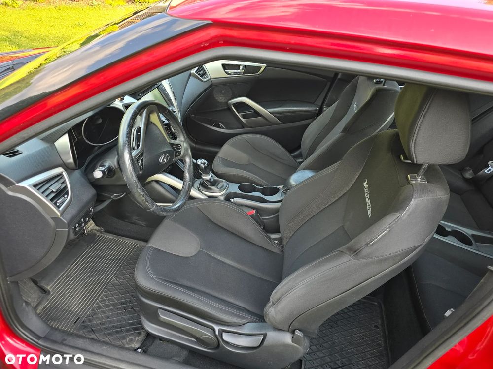 Hyundai Veloster 1.6 Style - 6