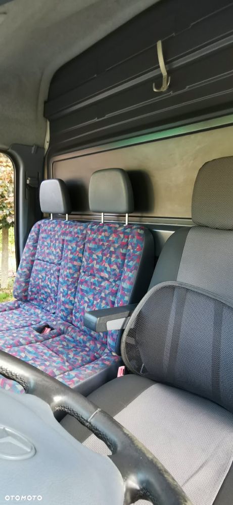 Mercedes-Benz Sprinter - 22