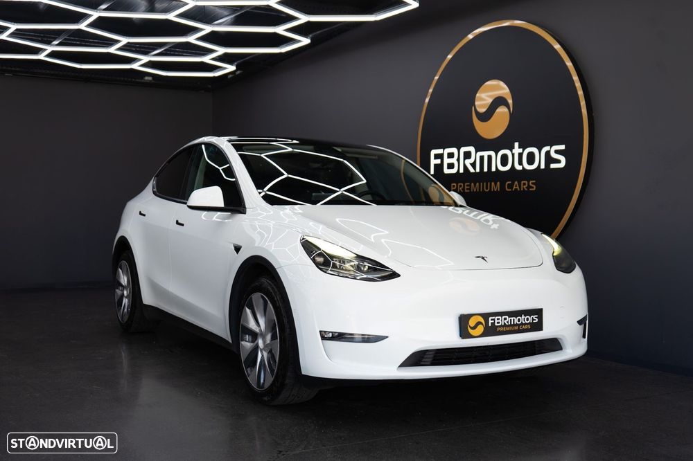 Tesla Model Y RWD - 1