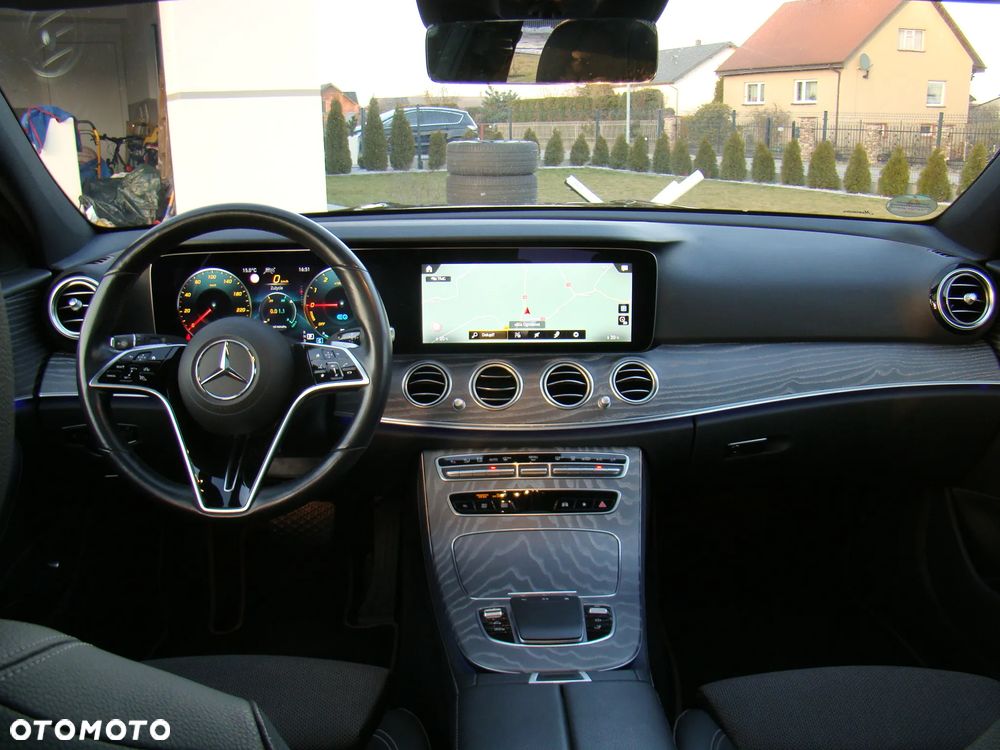 Mercedes-Benz Klasa E 300 de 9G-TRONIC AMG Line - 31