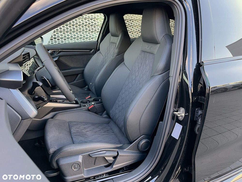 Audi RS3 Sportback - 14