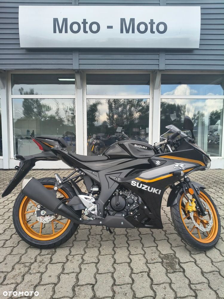 Suzuki GSX-R - 6