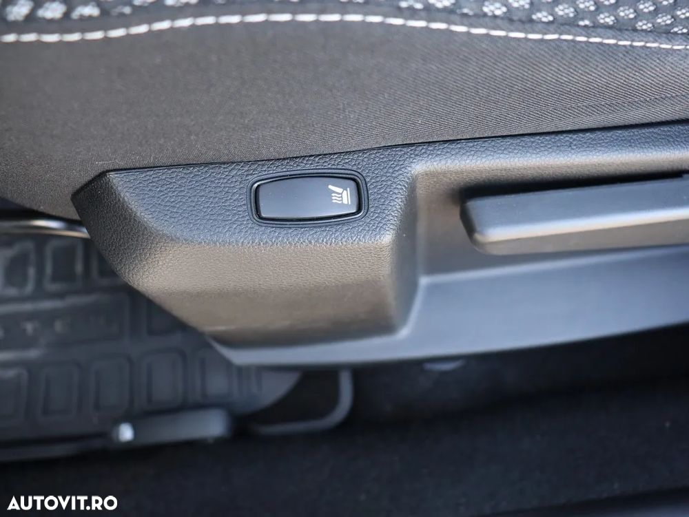 Dacia Duster 1.5 Blue dCi 4WD Prestige jante 17" - 16