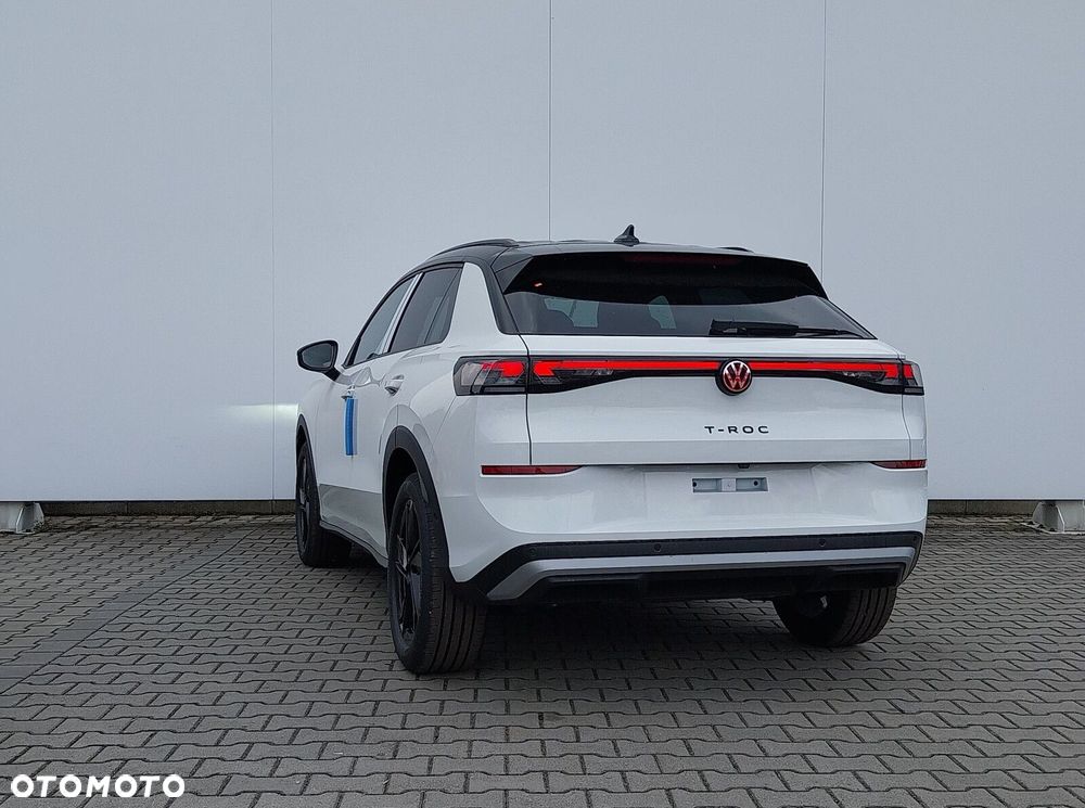 Volkswagen T-Roc - 4