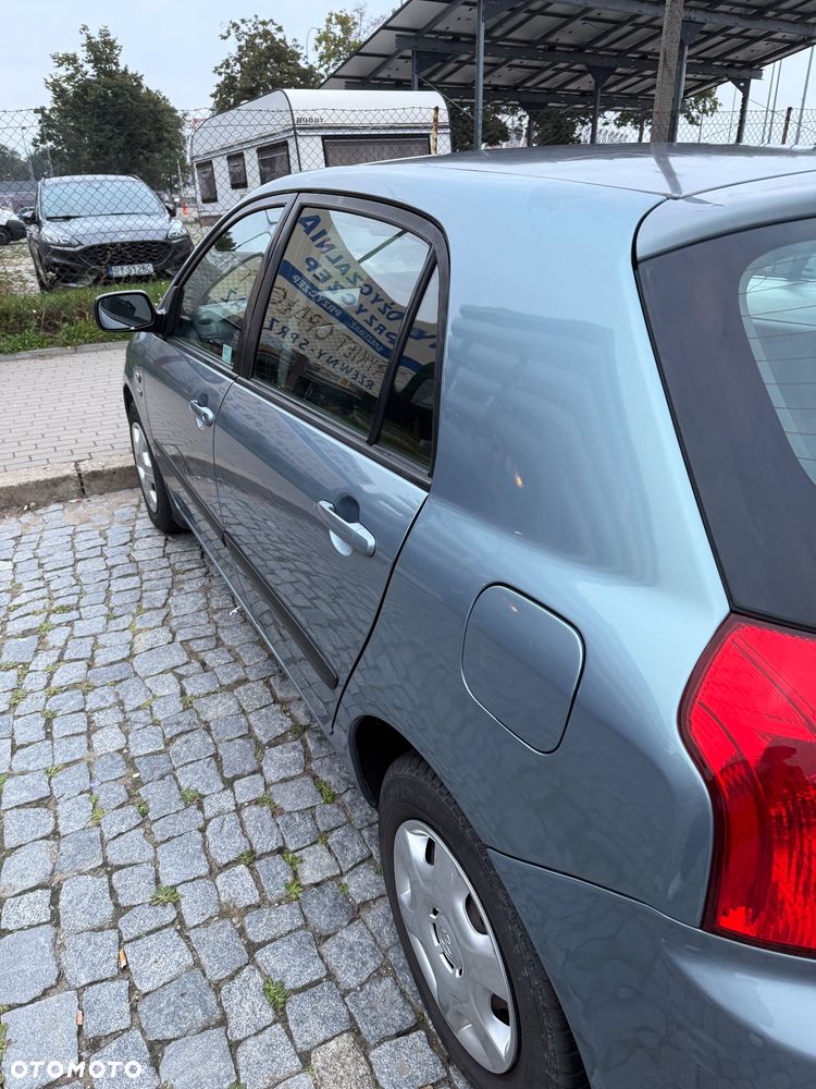 Toyota Corolla - 7
