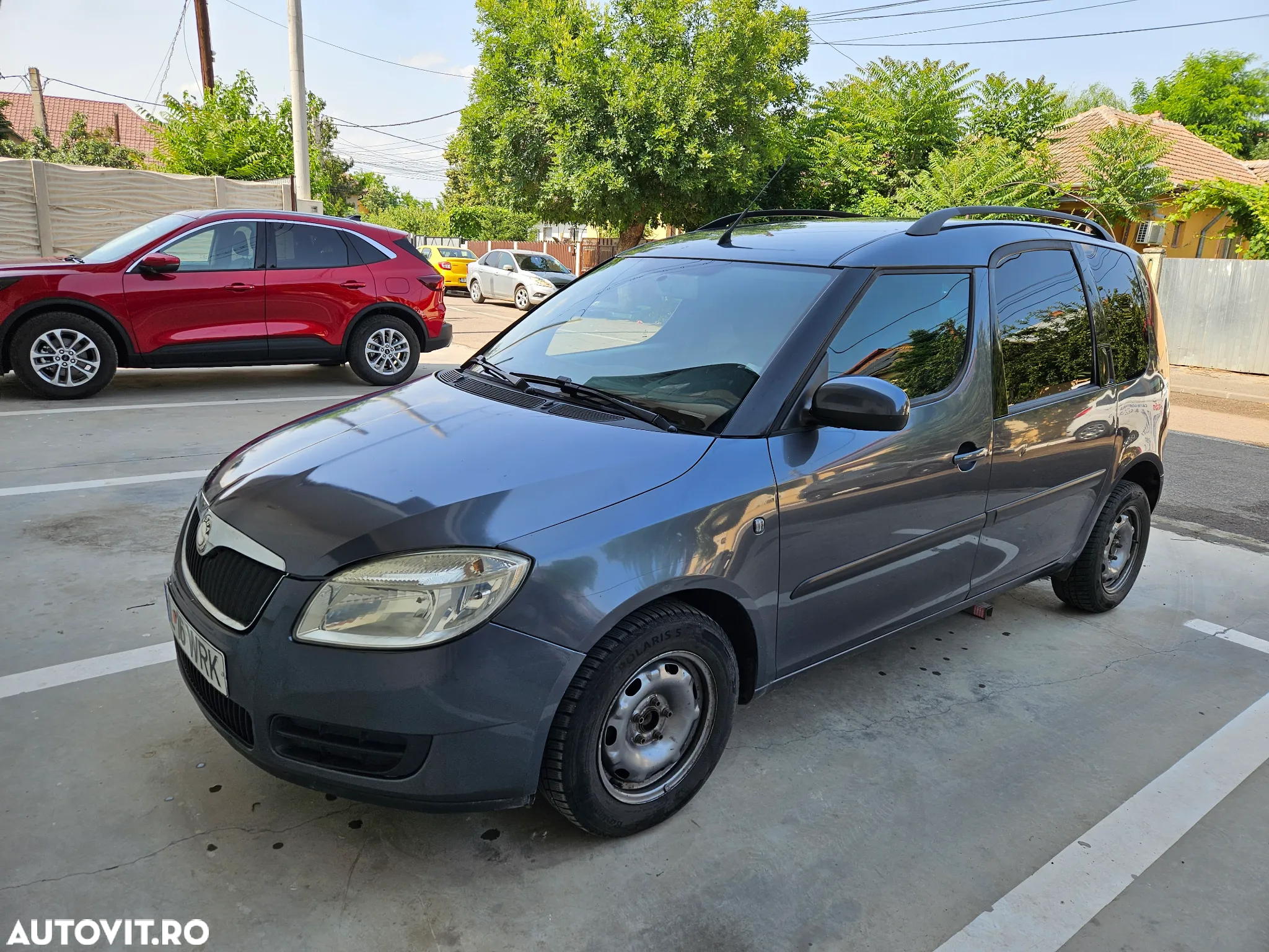 Skoda Roomster 1.2 HTP - 2