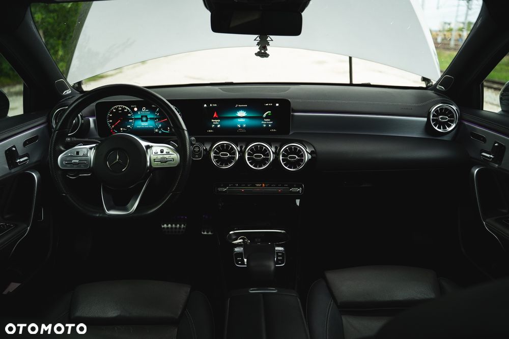 Mercedes-Benz Klasa A 220 7G-DCT AMG Line - 12