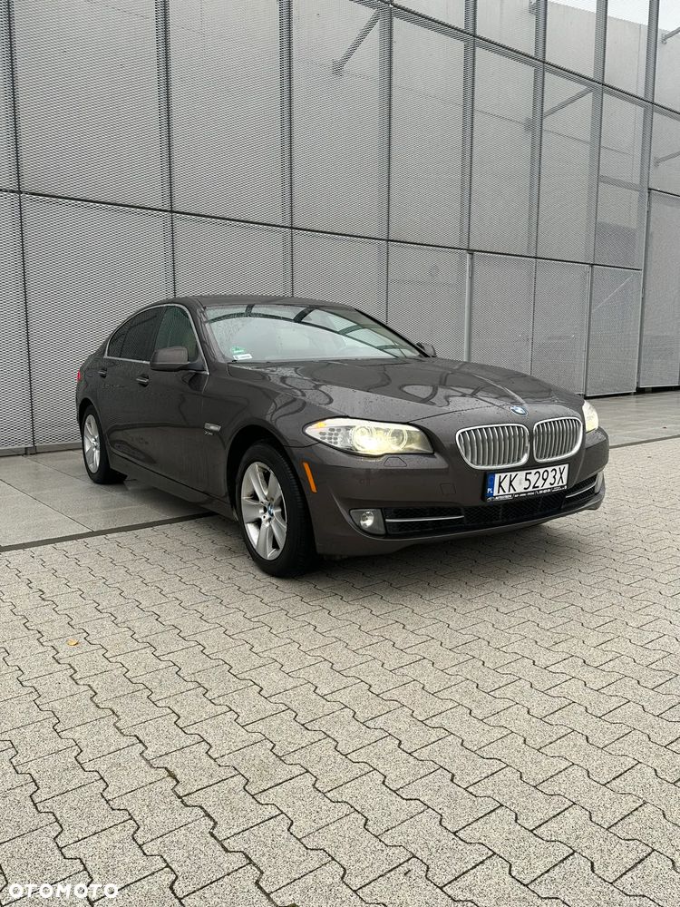 BMW Seria 5 528i xDrive Luxury Line - 5
