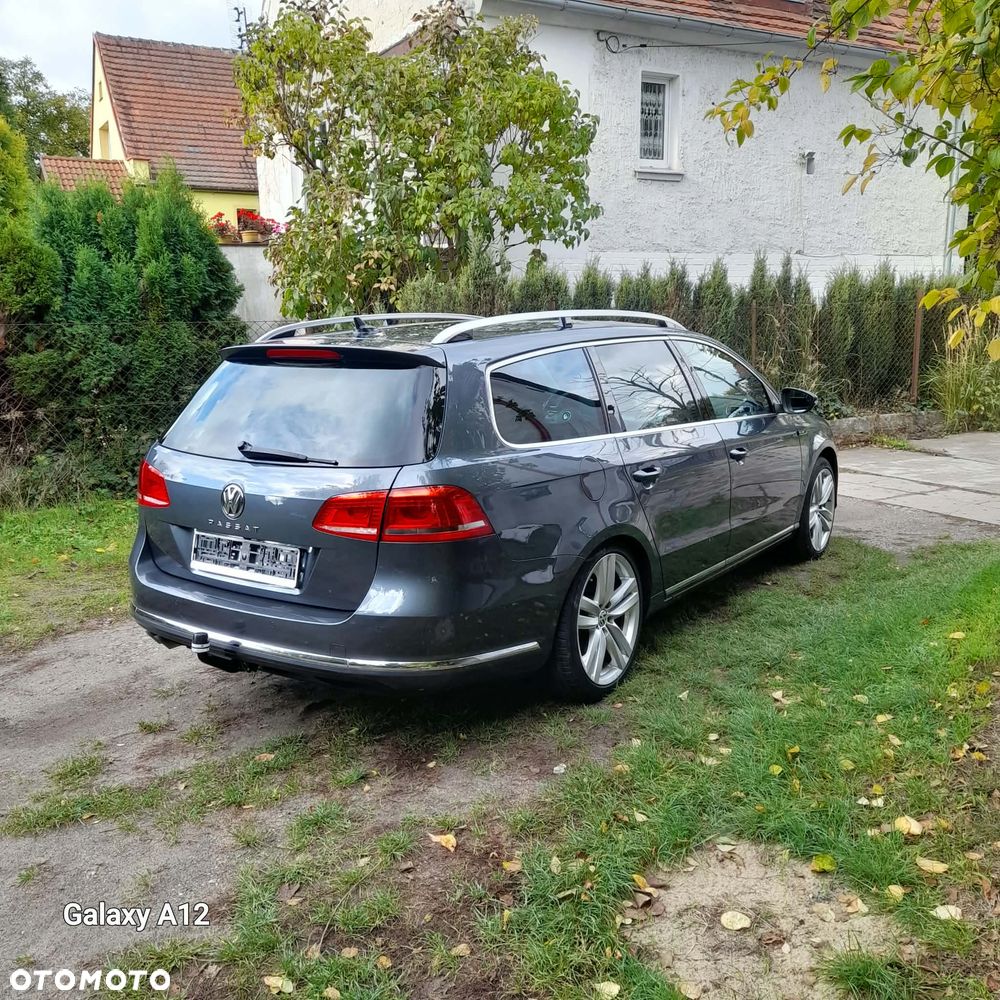 Volkswagen Passat 2013 photo 2