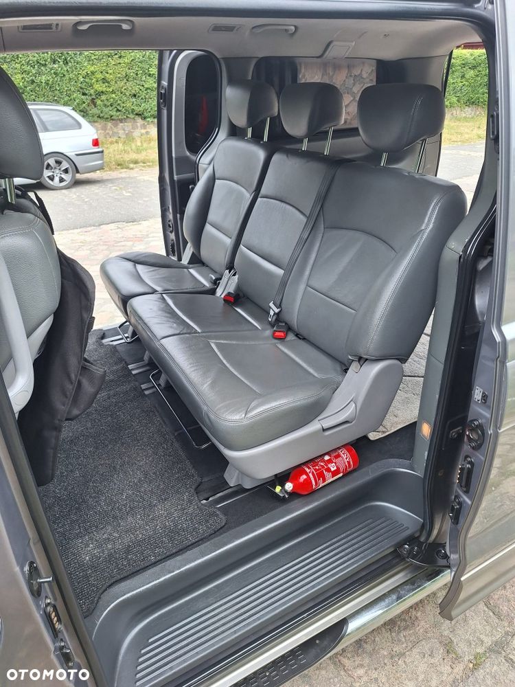Hyundai H-1 - 5
