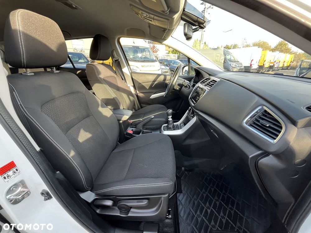 Suzuki SX4 S-Cross - 33