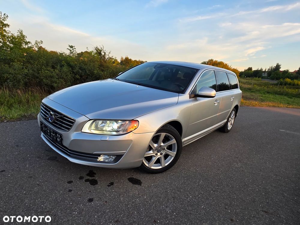 Volvo V70 D5 AWD Dynamic Summum - 24
