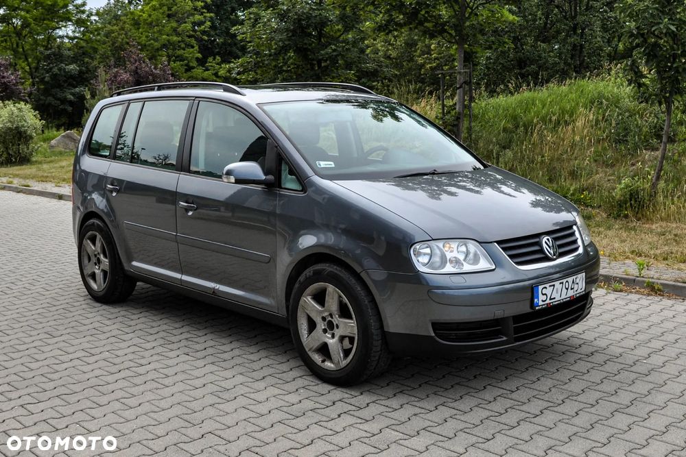 Volkswagen Touran - 6