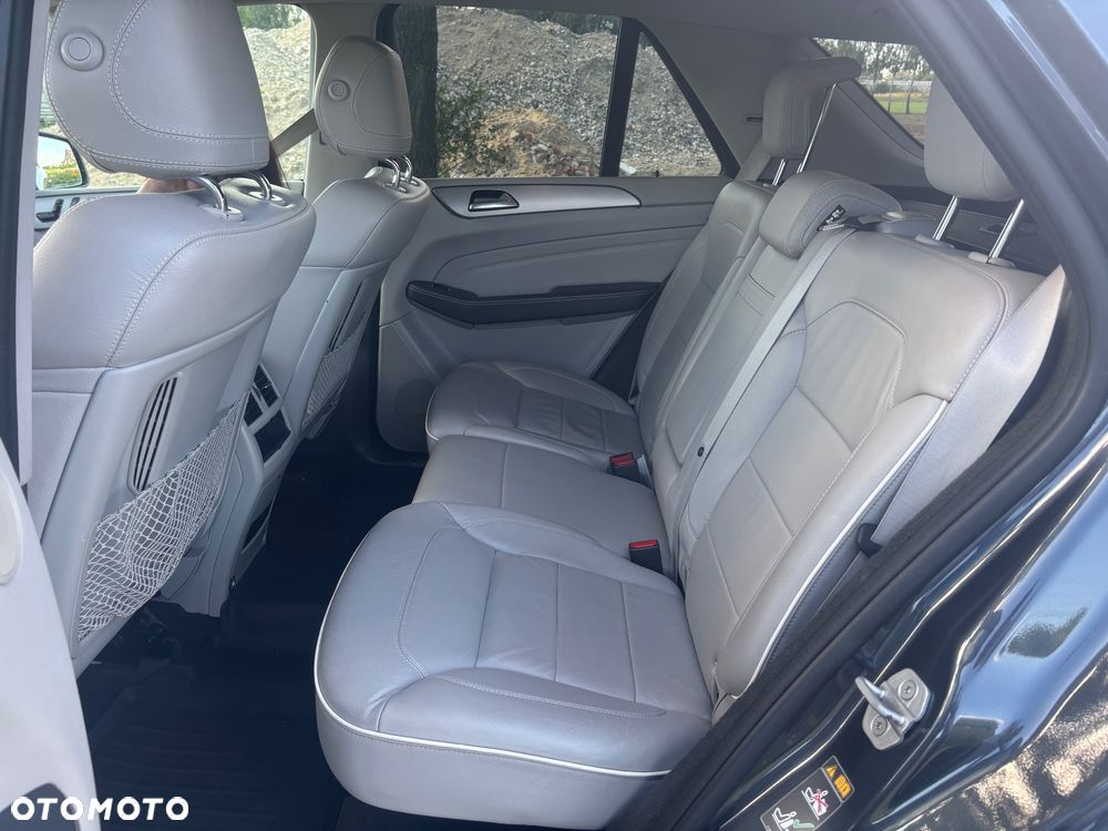 Mercedes-Benz ML - 9