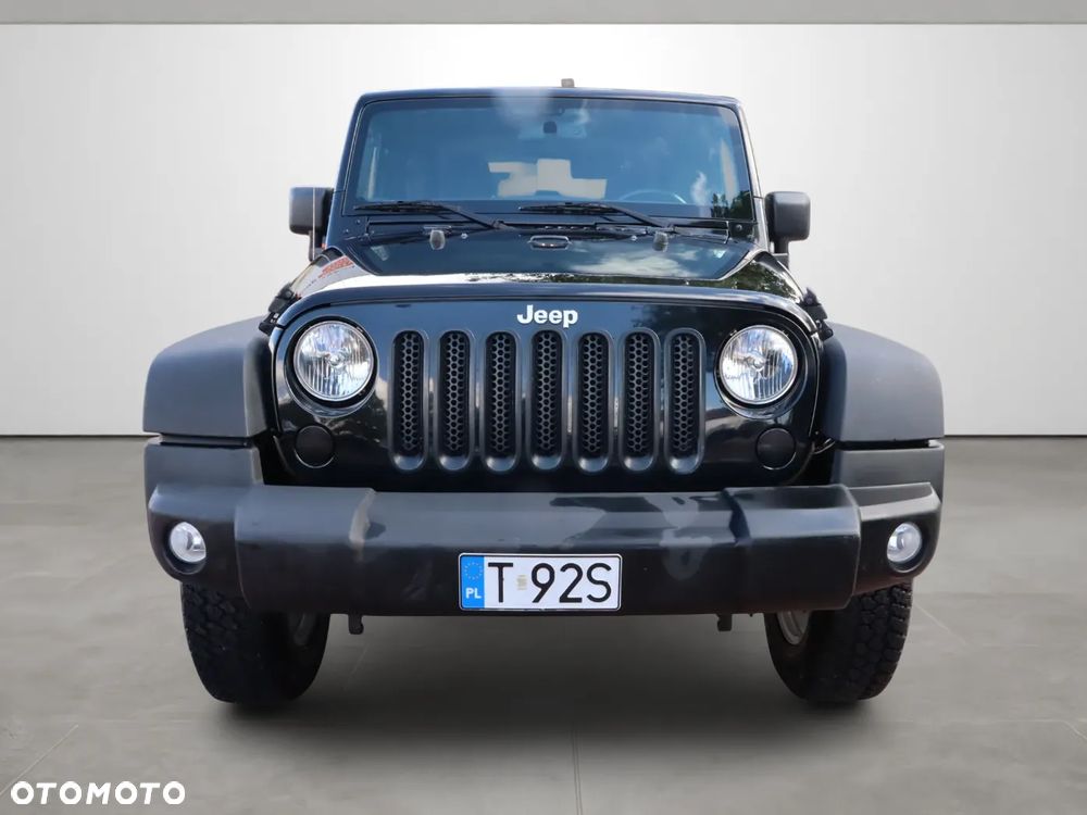 Jeep Wrangler - 4